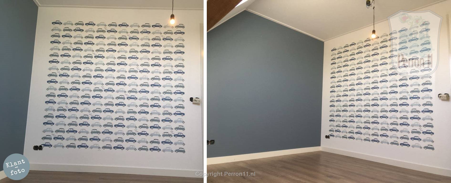 vierkant van auto behang op wand kinderkamer